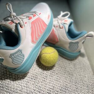 TENNIS Shoes for Tennis White with Coral and Teal Accents Size 9.5 - K-Swiss